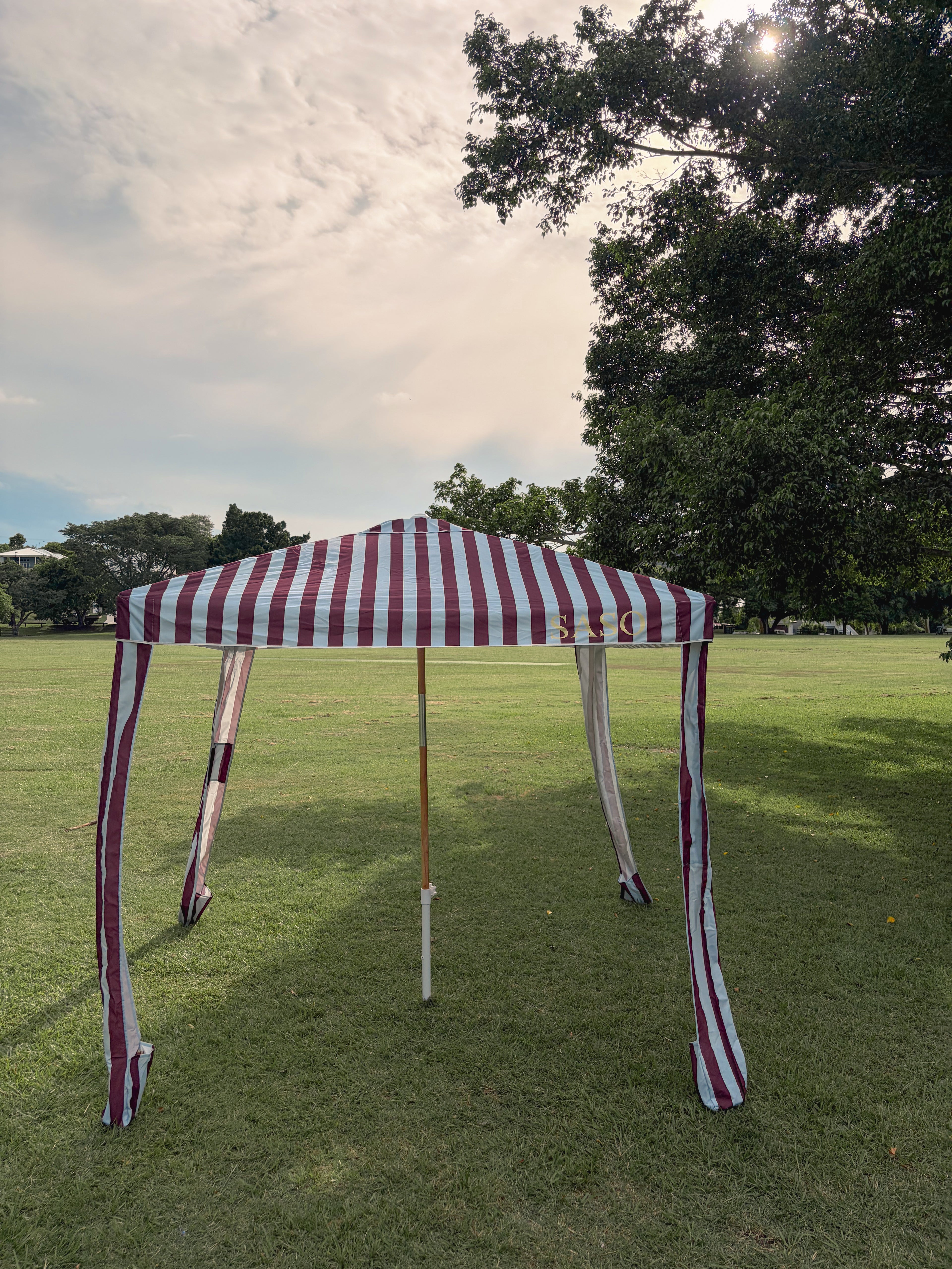 Burleigh Cabana with Shade Wall