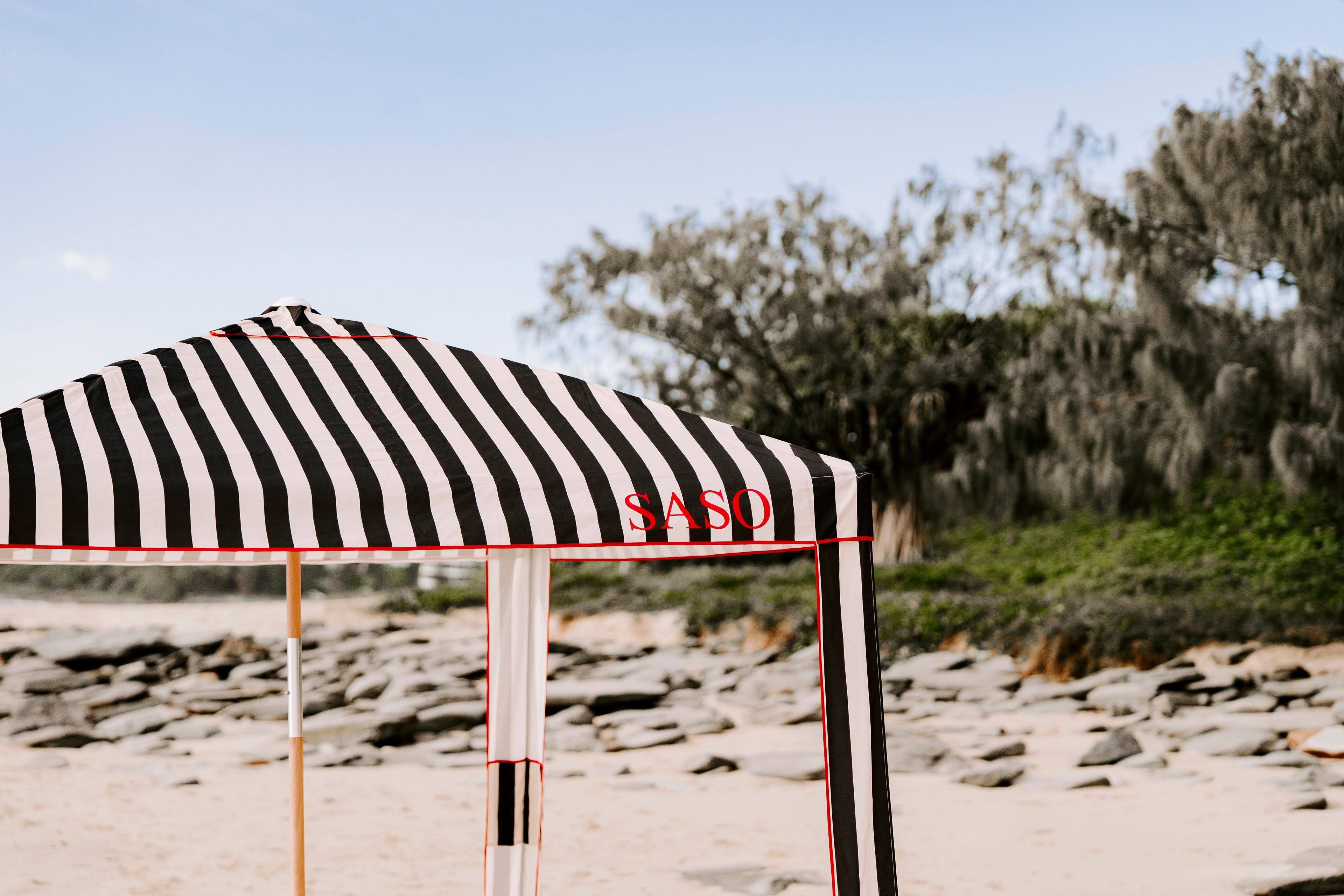 Noosa Cabana with Shade Wall (pre-order)